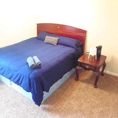 International Hostel Near The Galleria Houston Extérieur photo